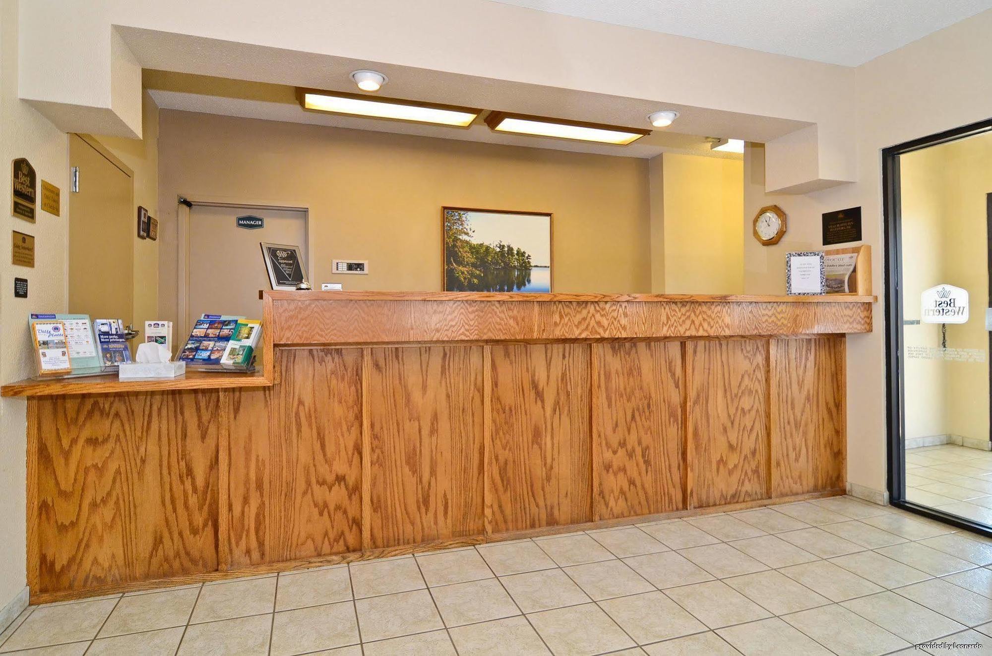 西佳威乐普拉特酒店 Ville Platte 外观 照片